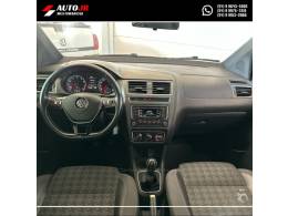 VOLKSWAGEN - FOX - 2017/2017 - Branca - R$ 59.900,00